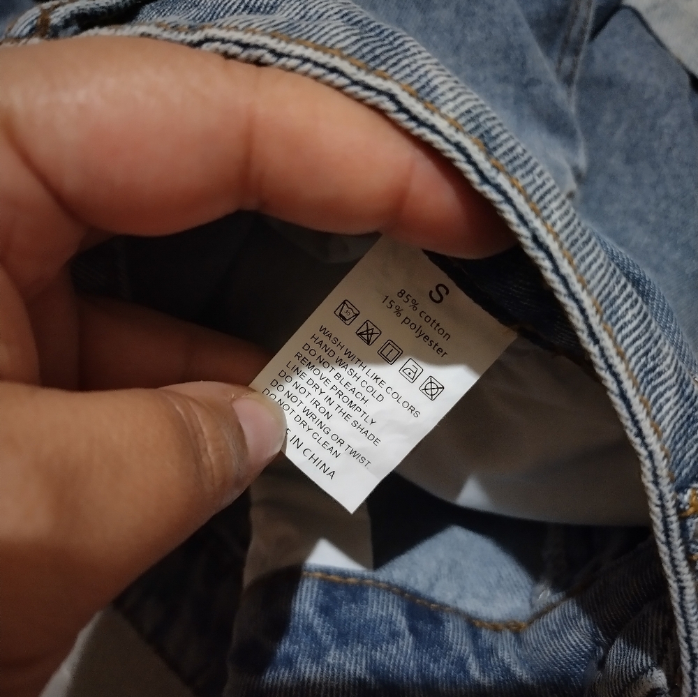 Light wash unbranded size small denim shorts